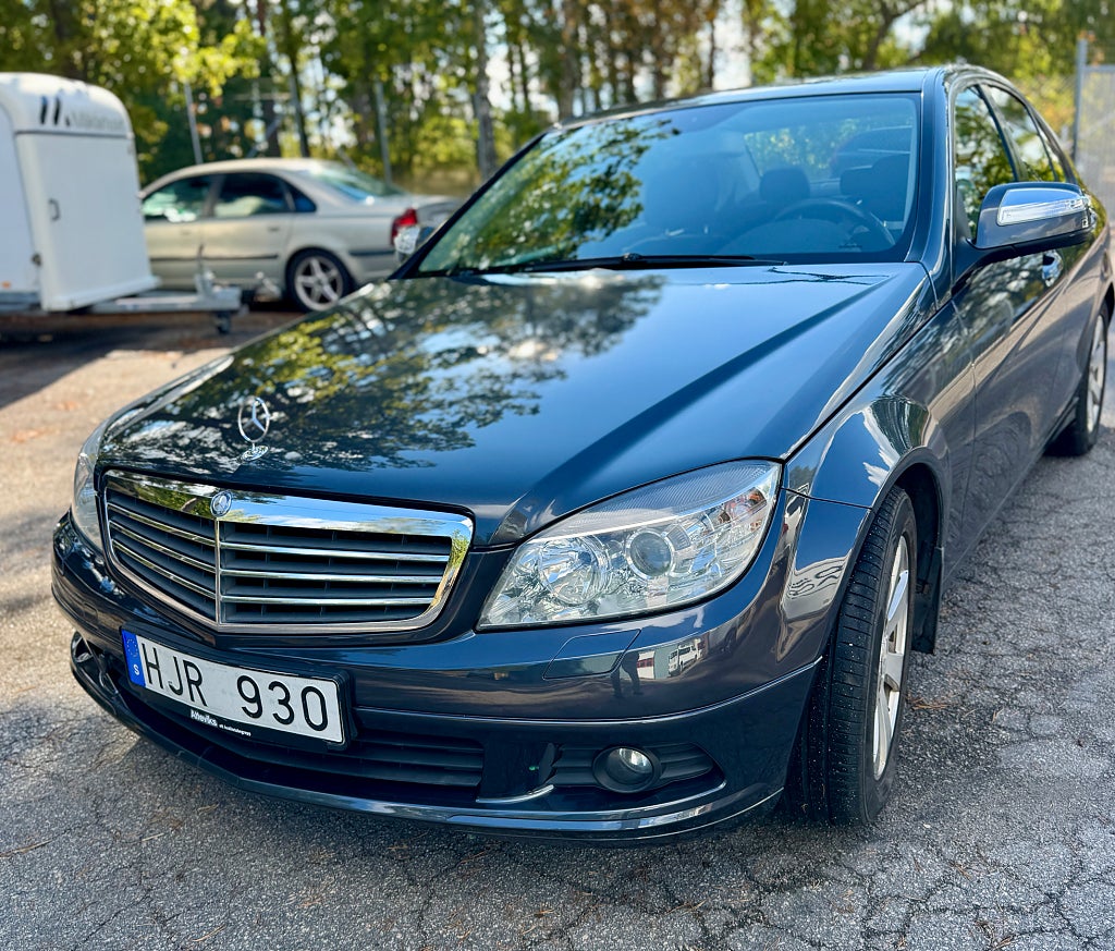 Mercedes-Benz C 200 CDI Drag, Välskött. V-däck ingår Se mer,