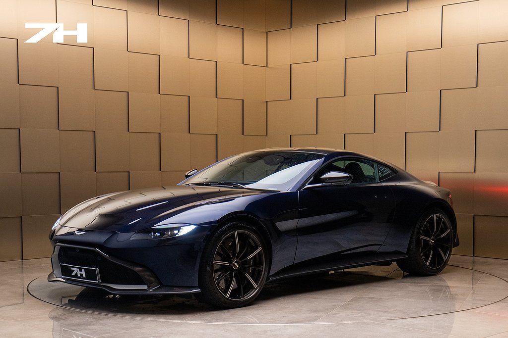 Aston Martin Vantage 4.0 V8 / Manuell / Unikum / Påkostad /