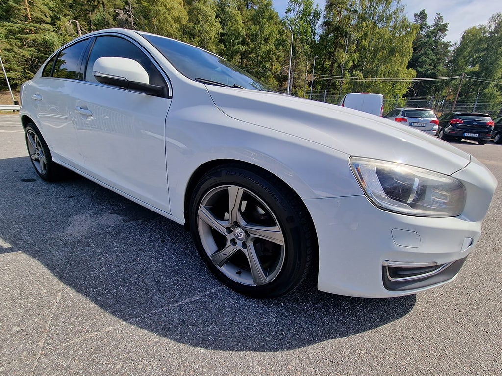 Volvo S60 D4 181hk Automat Momentum Business Edition Pro Nyservad