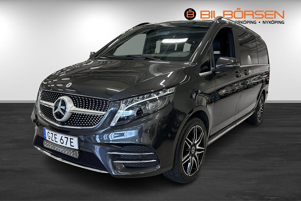 Mercedes-Benz V300 300d 4Matic AMG-Line (360, Burmester, el-dörrar)