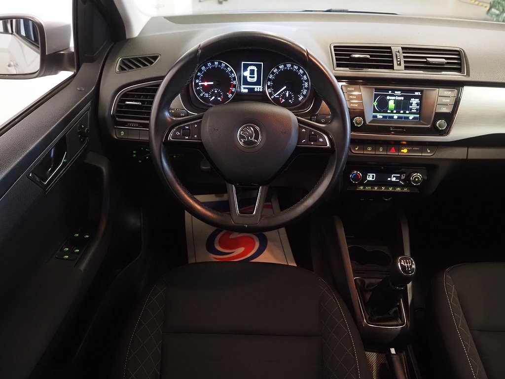 Skoda Fabia Kombi 1.4 TDI 90hk Style | Drag | Motorvärmare | 2016