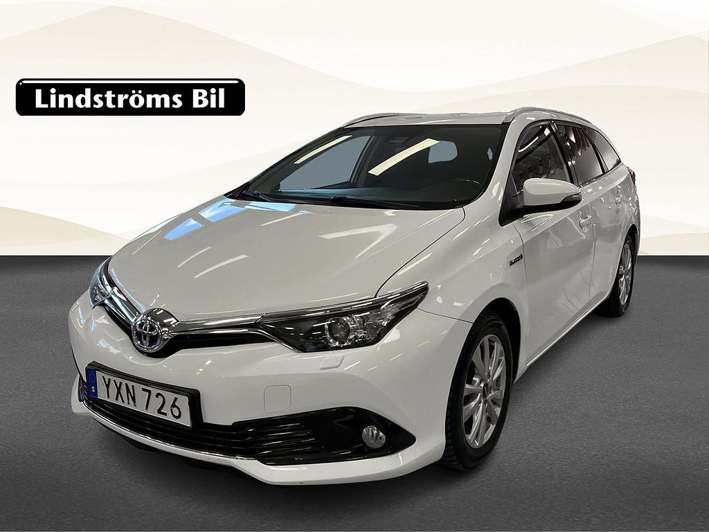 Toyota Auris Touring Sports Hybrid Active 1.8 e-CVT 136hk S&V-Hjul