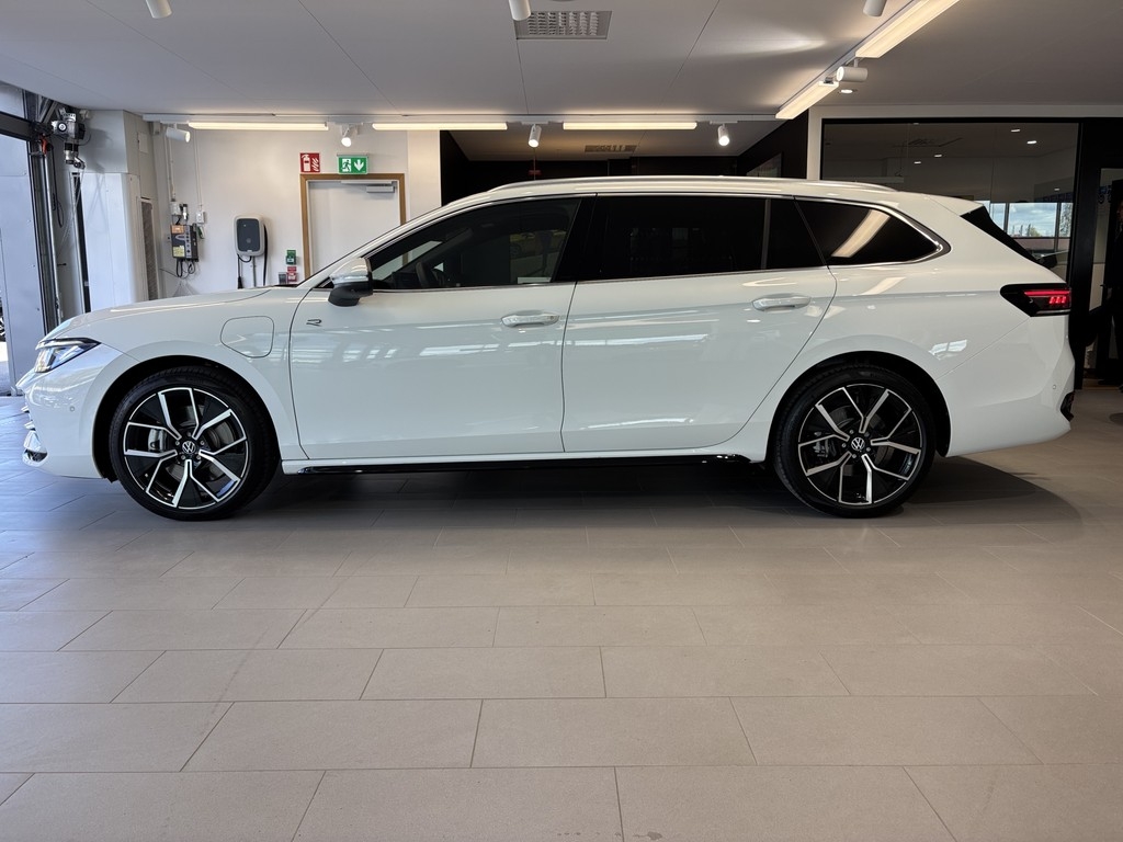 Volkswagen Passat 2026, bild 3/37