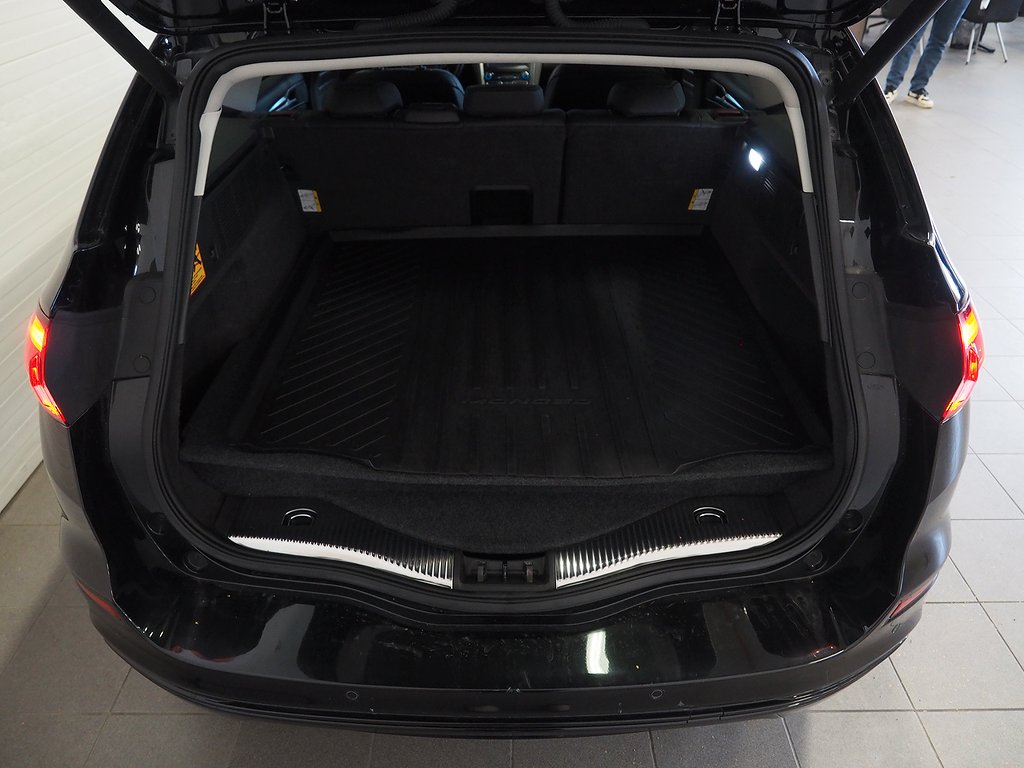 Ford Mondeo Kombi 1.5 EcoBoost Titanium Gas 165hk |Låga mil| 2019