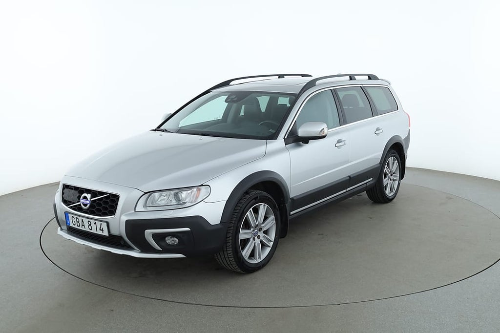 Volvo XC70 2.4 D4 Summum AWD / Pano, Drag, ACC