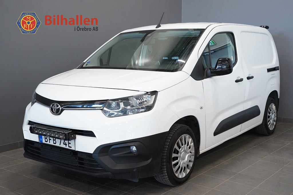Toyota ProAce City 1.5D Automat /Kamera Värmare