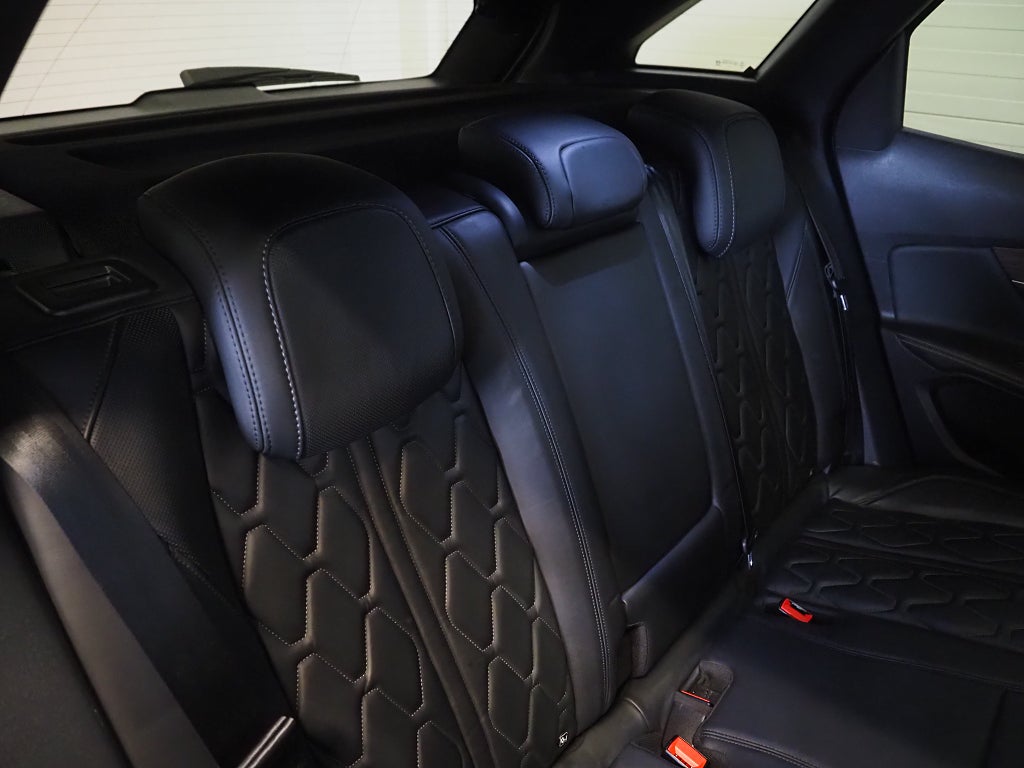 Peugeot 3008 HYBRID4 300 EAT GT | Pano | Drag | Kamera | GPS | Skinn 2021