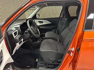Suzuki Swift 1.2 Hybrid CVT Select — bild 8 av 14