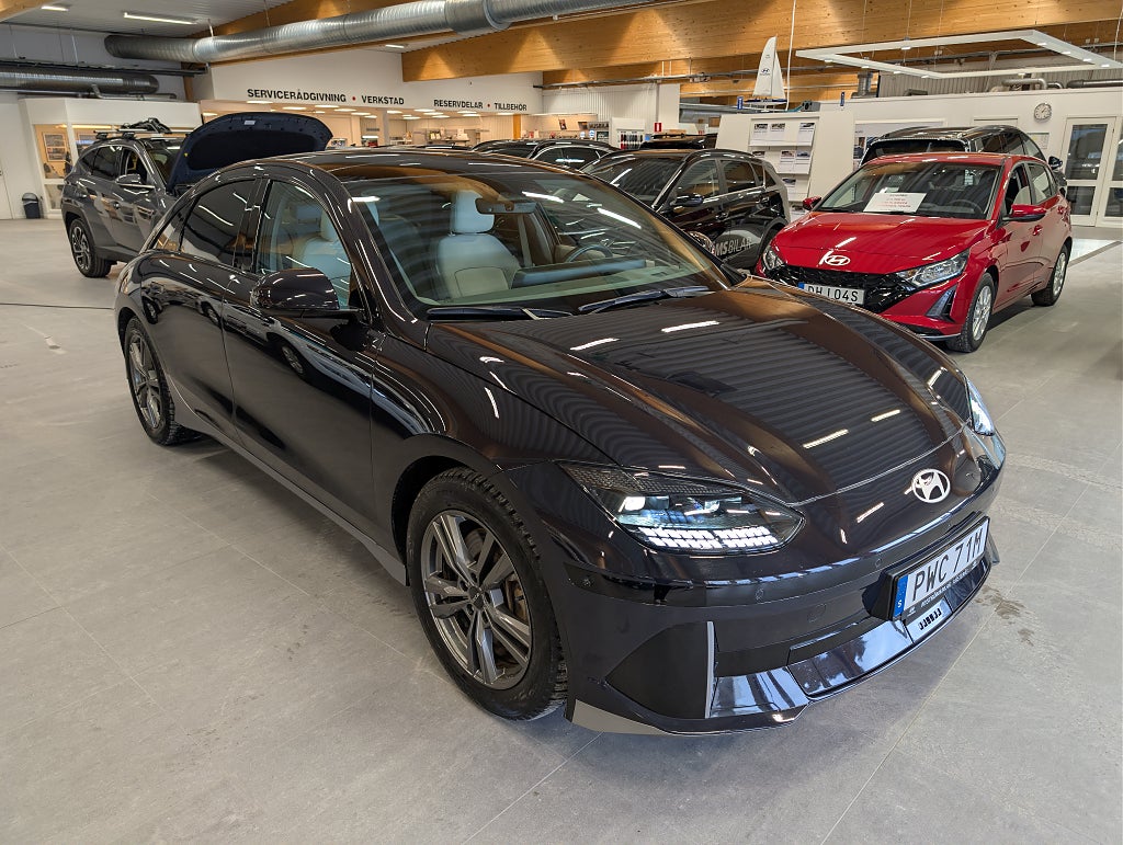 Hyundai IONIQ 6 RWD 77.4 kWh Advanced Drag/Panorama/V-hjul thumbnail