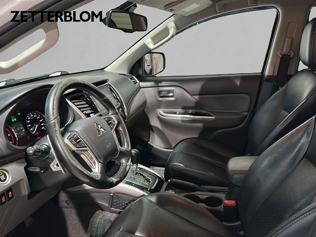 Transportbil - Flak Mitsubishi L200 8 av 17