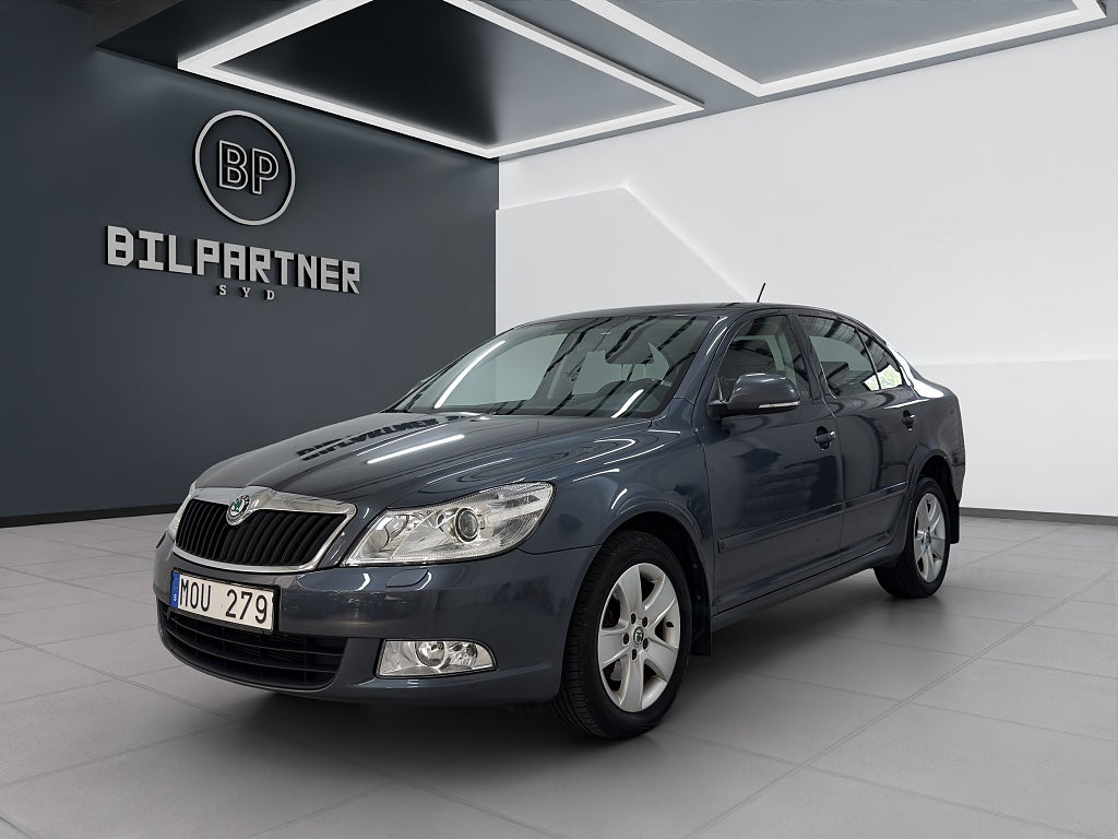 Skoda Octavia 2.0 TDI DPF Elegance/Fullservad/S+V-Däck/Besiktad/Drag
