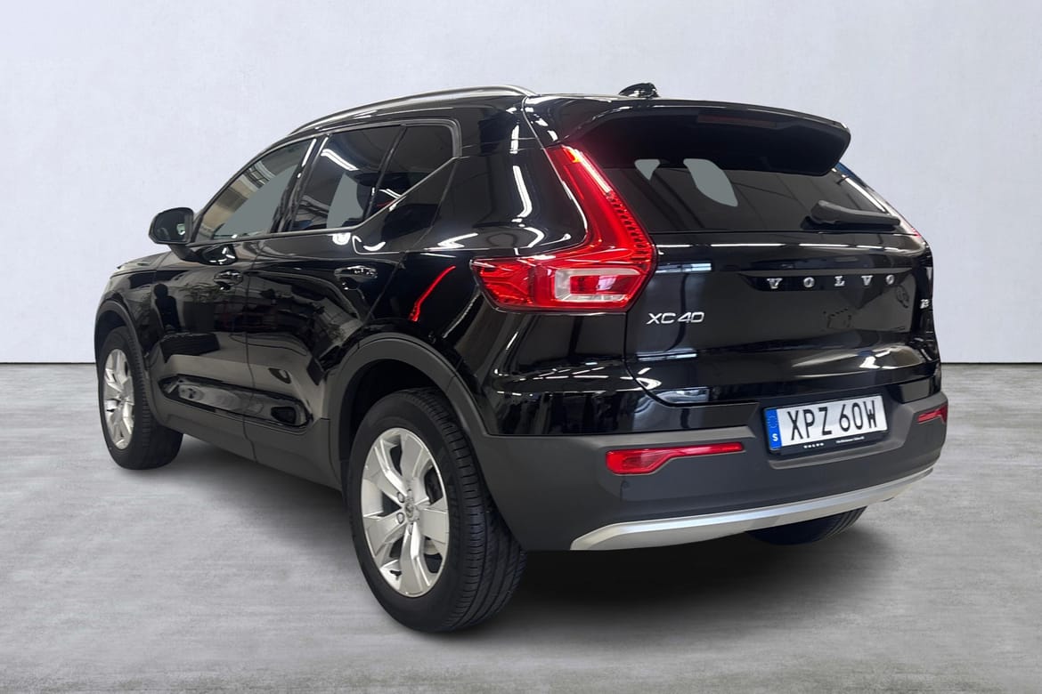 Volvo XC40 T3 FWD aut Momentum Advanced 2021, bild 4/10