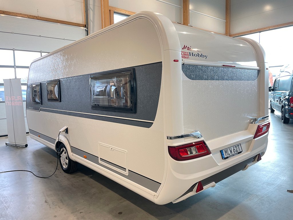 Hobby 560 Excellent UL / Förtält / Långbädd /  - Hobby