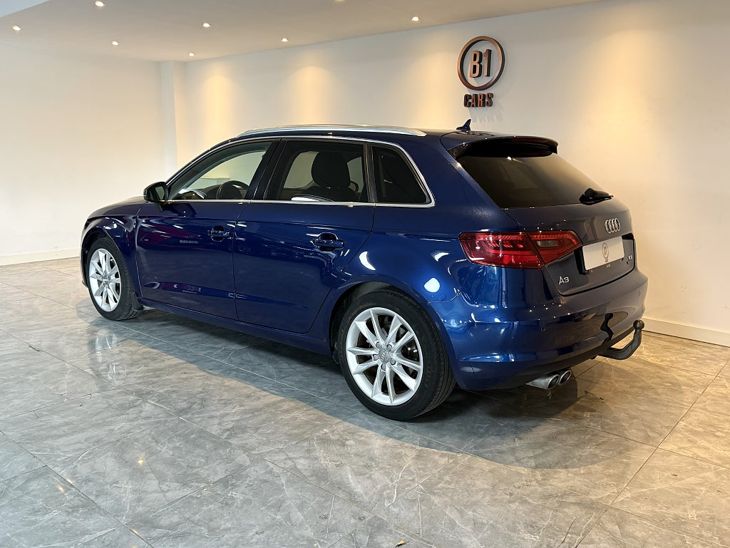 Audi A3 Sportback 2.0 TDI quattro AMBITION MOTORVÄRMARE DRAG