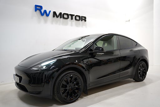 Tesla Model Y Long Range Dragkrok / En ägare / MOMS / RÄNTA 2,95%