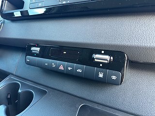 Transportbil - Skåp Mercedes-Benz Sprinter 9 av 18