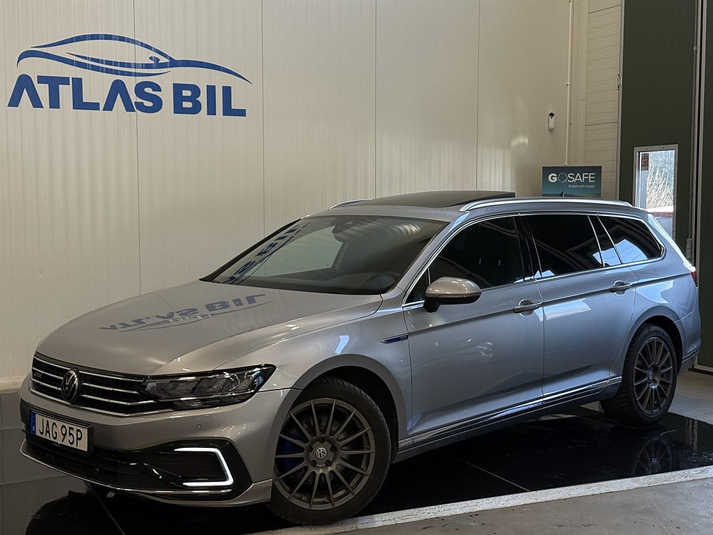 Volkswagen Passat Sportscombi GTE 1.4 DSG 218hk|RLine|Pano|360|Rvärm|
