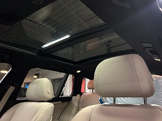 BMW 530 d 4x4 Touring Aut M Sport S&V-däck/D-värm/Panorama