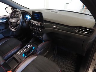 SUV Ford Kuga 10 av 25