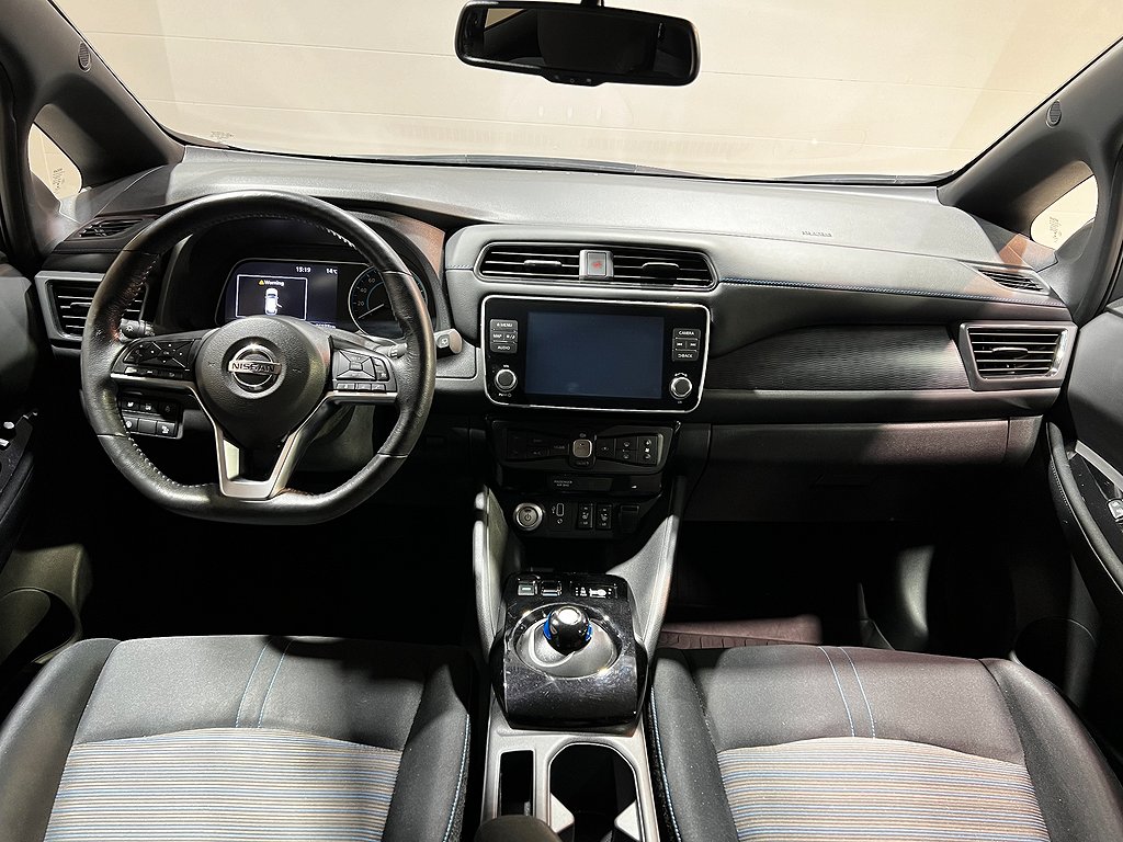 Nissan Leaf 62 kWh N-Connecta - MOMS 2021