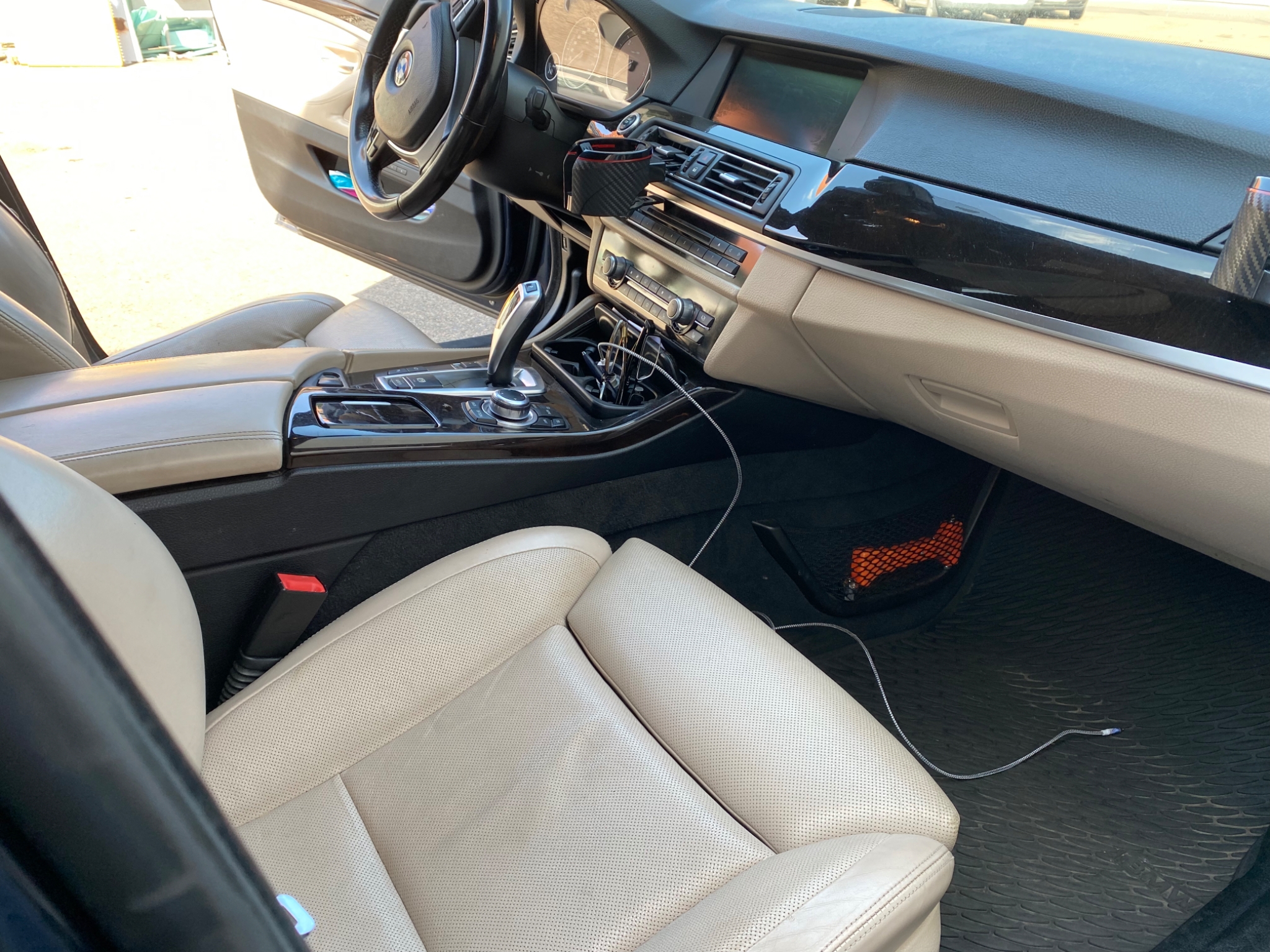 BMW 530 d Touring Steptronic 245hk 2011, bild 6/36