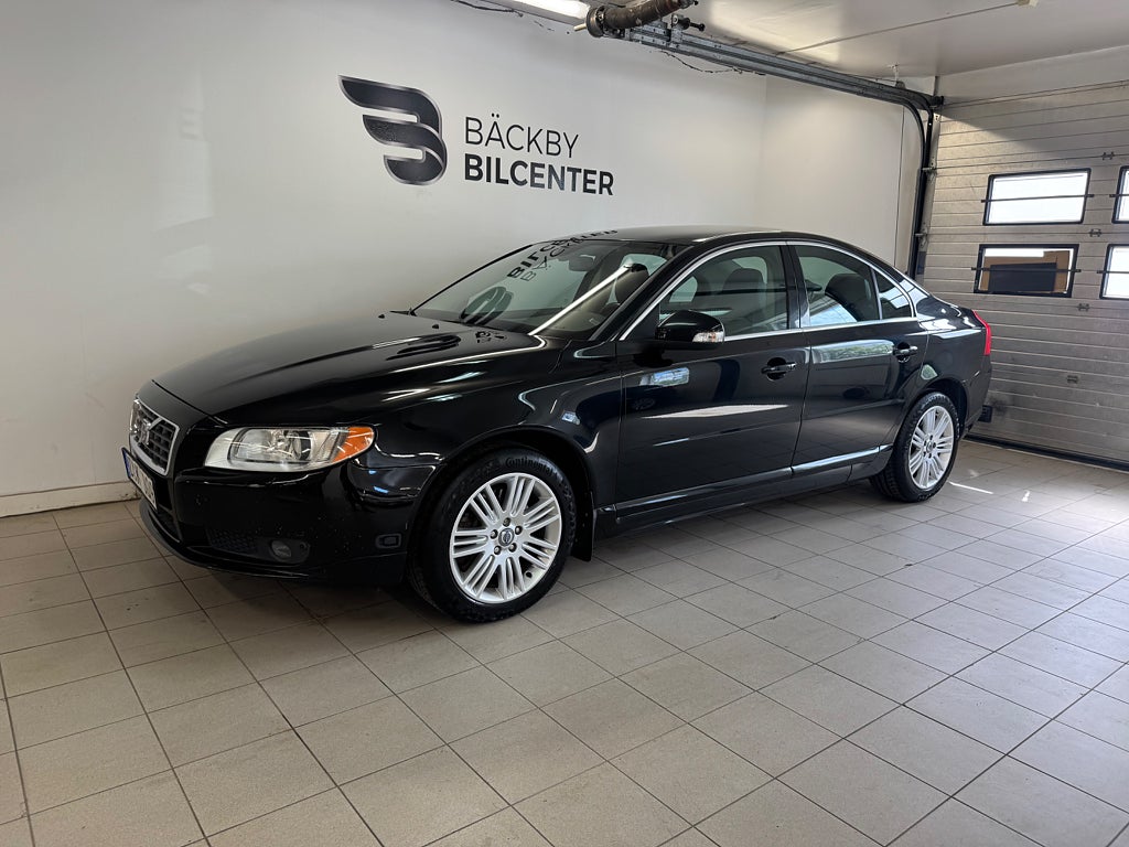 Volvo S80 4.4 V8 AWD Geartronic Summum 315hk