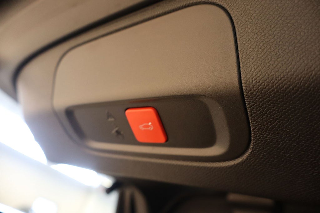 Bild på Peugeot 408 GT PHEV 224hk Aut - B-KAMERA, CARPLAY