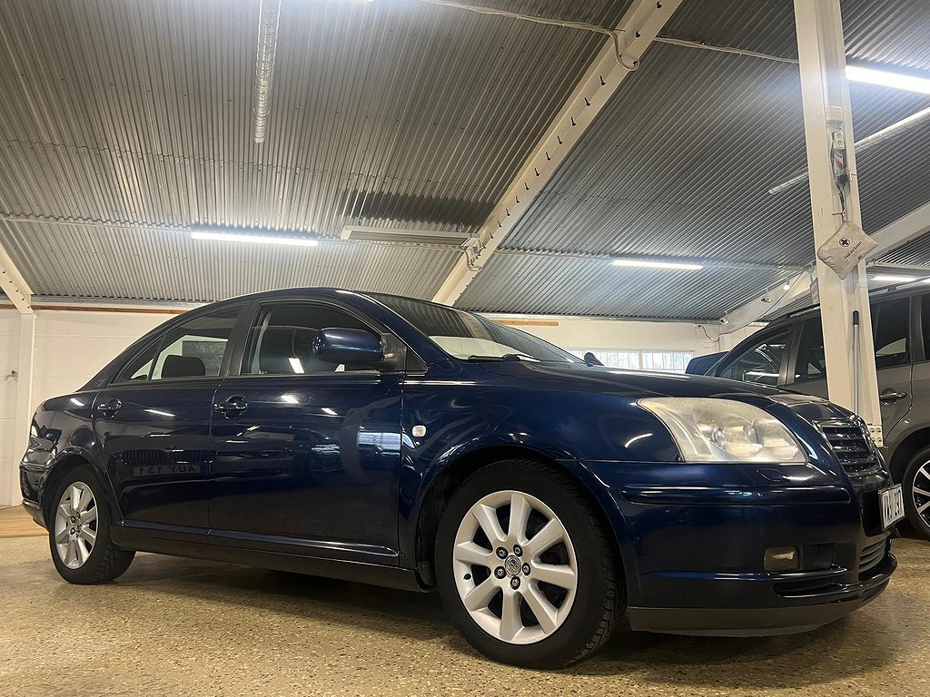 Toyota Avensis Sedan 2.0 D-4 VVT-i 1ÅRSGARANTI/HEMLEVERANS