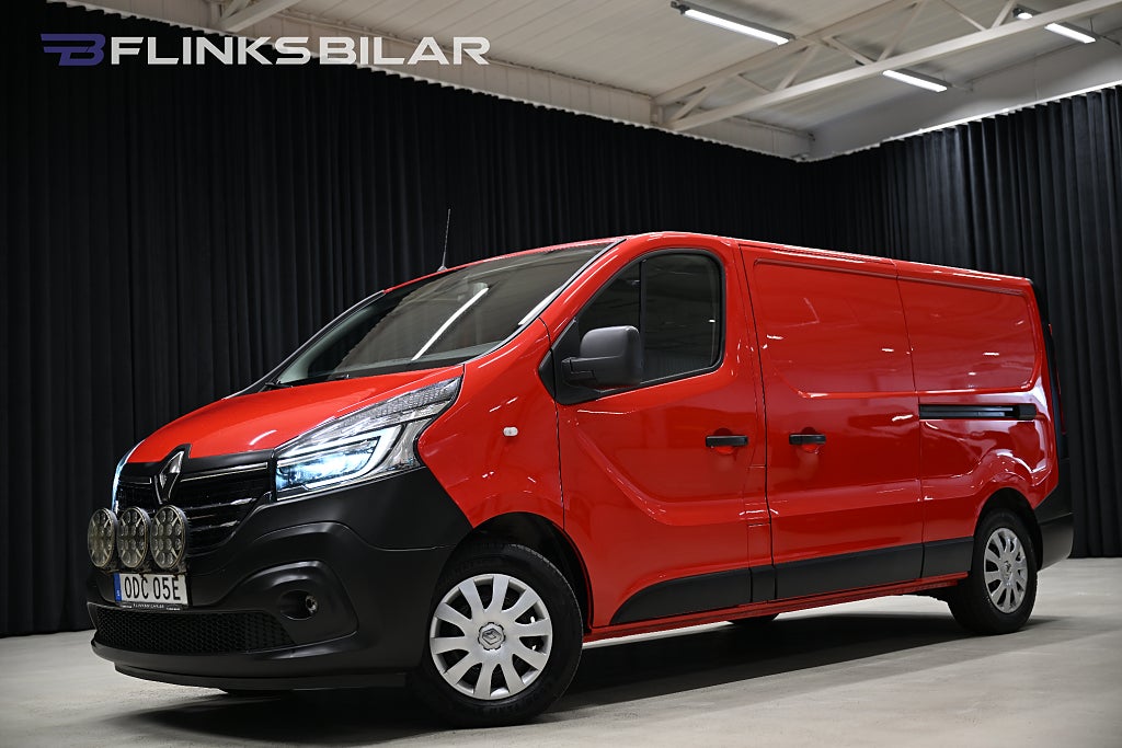 Renault trafic dCi 145HK L2 Dubbeldörr|Drag|Värmare|LED|