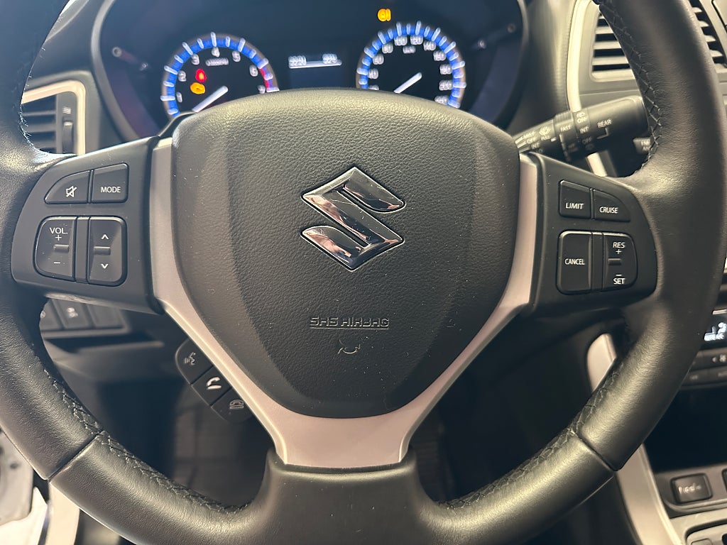 Suzuki S-Cross 120 Hk Automat / Värmare / vinterhjul / Välvårdad thumbnail