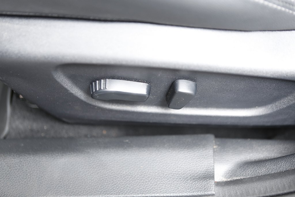Nissan Qashqai 1,2 DIG-T 115hk Navi 360° Kamera Dragkrok 2018
