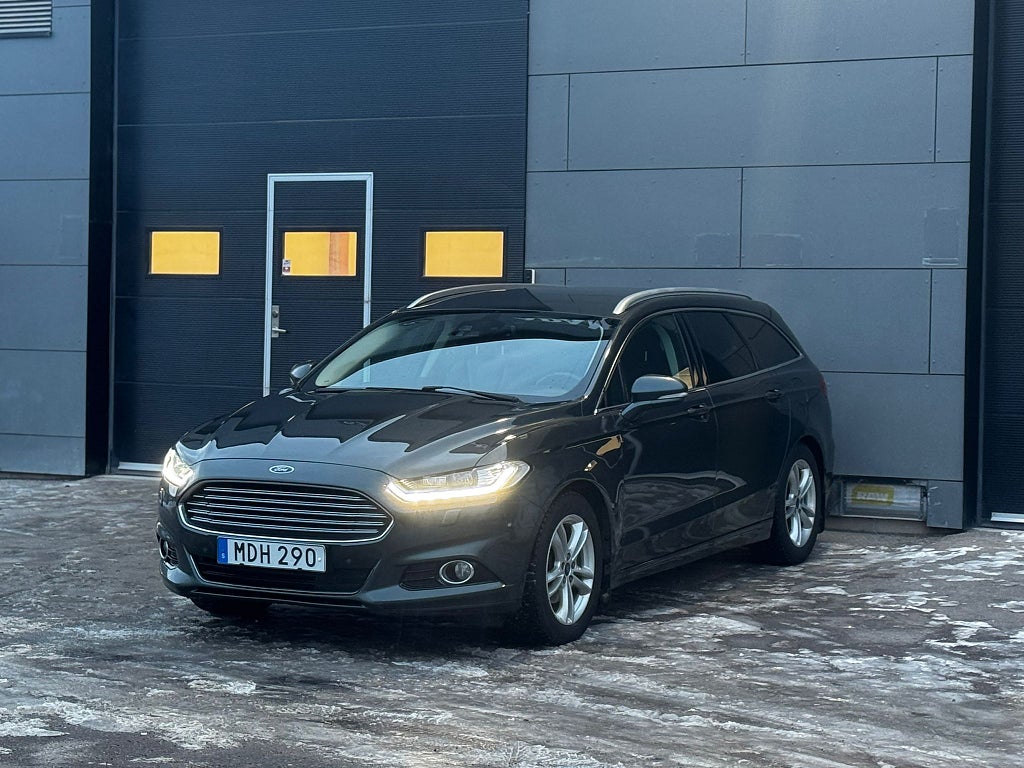 Ford Mondeo Kombi 2.0 TDCi AWD Powershift Titanium Euro 6