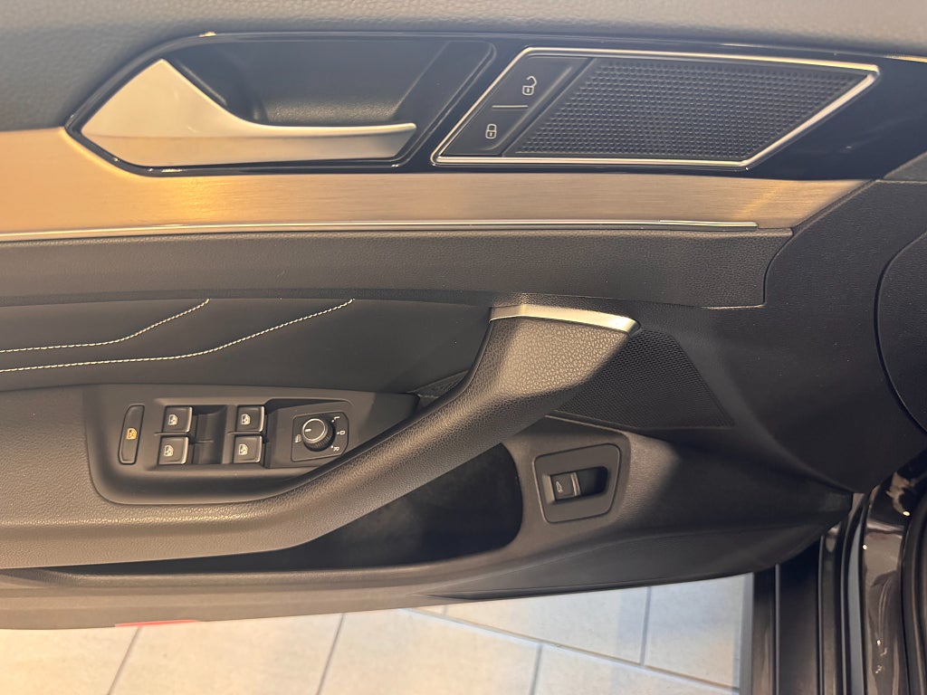 Volkswagen Passat 2022 - miniatyr 22