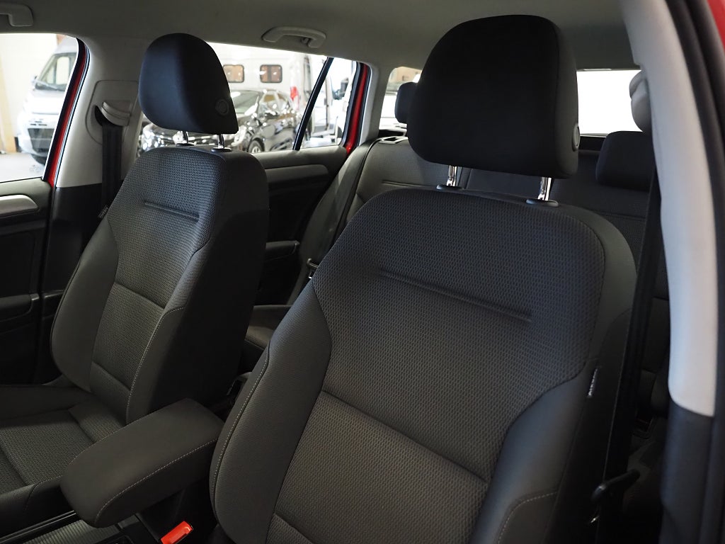 Volkswagen Golf Sportscombi 1.2 TSI 110hk | Drag | Backkamera | 2017