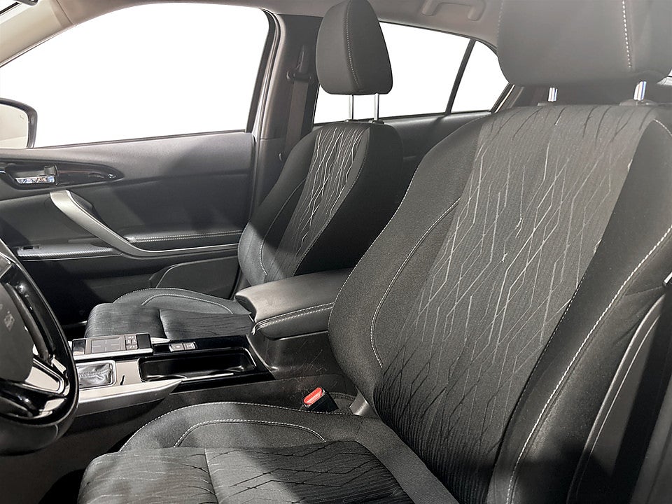 Bild på Mitsubishi Eclipse Cross Comfort 1.5 MIVEC 163hk Aut B-KAMERA CARPLAY DRAG