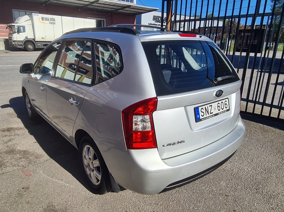 Kia Carens 2008, bild 4/39