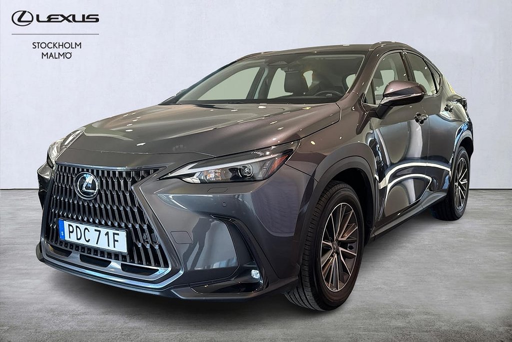 Lexus NX 350h Business Teknik 242hk P-värm Navi Backkamera Keyless Pioone