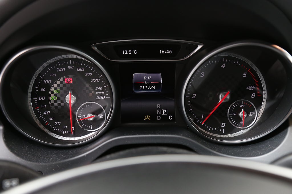 Mercedes-Benz A 180 d 7G-DCT AMG Line Motorvärmare 2016