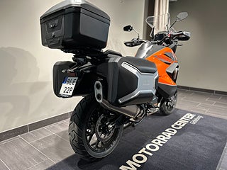 KTM 1290 Super Adventure S / Tech pack / 3 väskor / Endast 1302 mil!