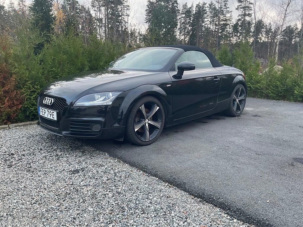 Audi TT Roadster 2.0 TFSI S Line 