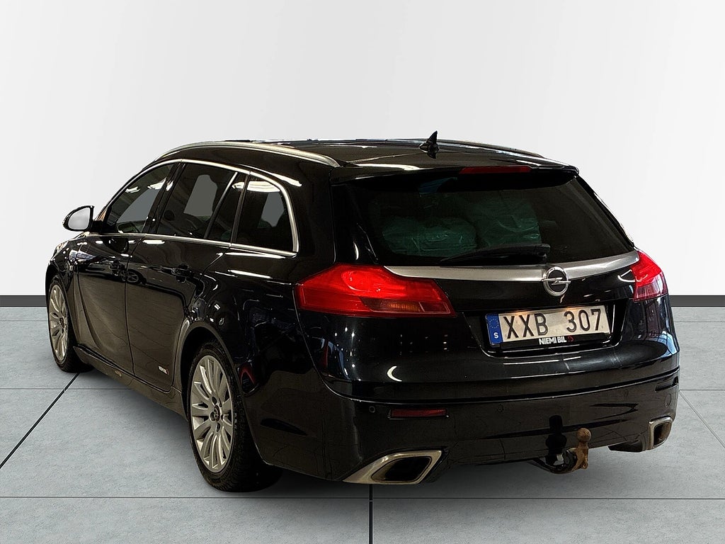 Opel Insignia OPC Sports Tourer 2.8 V6 Turbo 4x4 Mvärme Drag Navi S&V