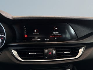 Alfa Romeo Stelvio 2.0 Turbo 16V Q4 S&V-hjul MoK-värm Kamera Rattvärme – bild 11