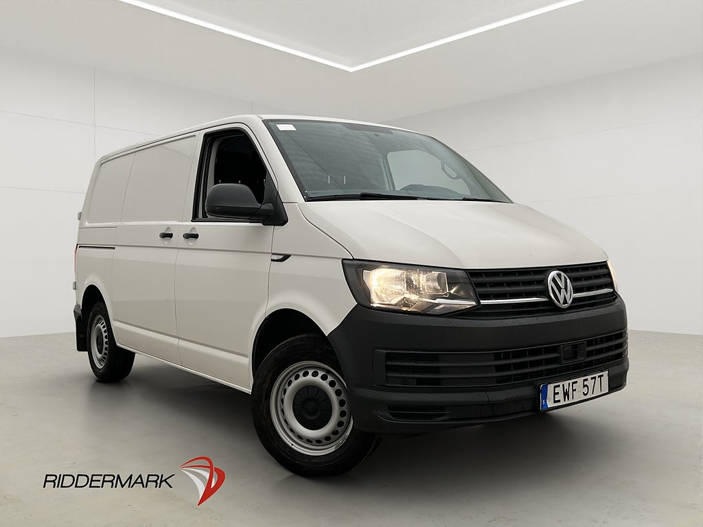 Volkswagen Transporter 150hk D-Värm 2xDörr PDC V-inredd Moms