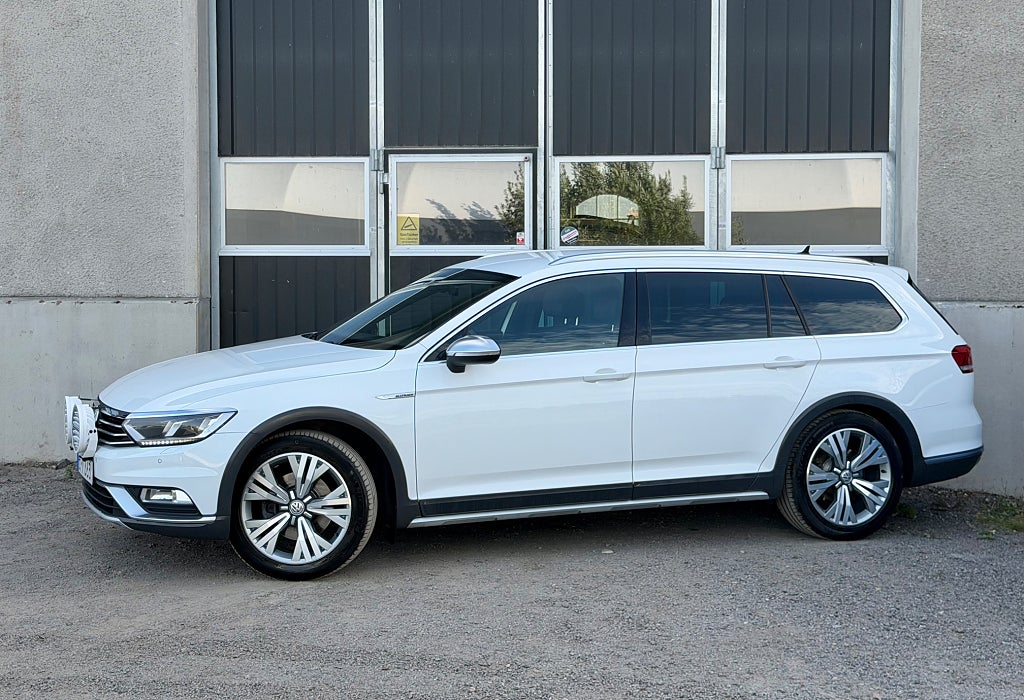Volkswagen Passat Alltrack 2.0 TDI 190HK 4Motion Alltrack Executive Dynaudio Värm 