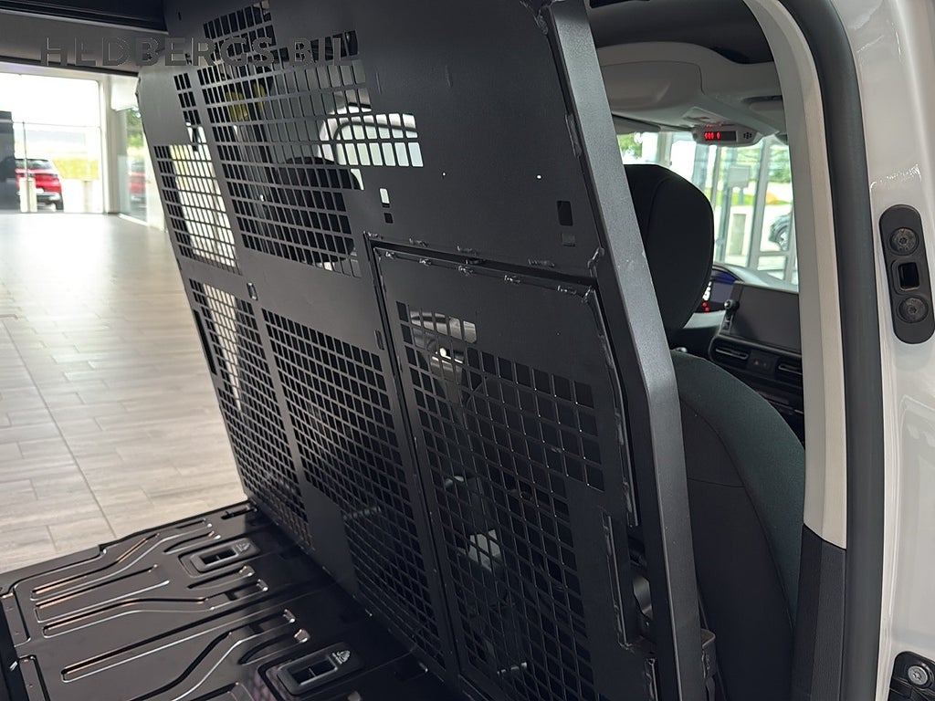 Peugeot Partner Crew Cab 130  5-SITS   thumbnail