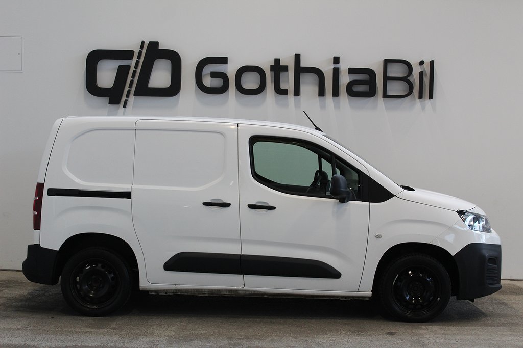 Citroën Berlingo 1.5 130Hk BlueHDi EAT Bakkamera Drag Navi 