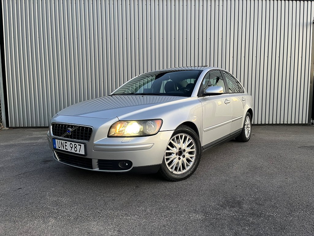 Volvo S40 2.4 /Kamrem bytt/Besiktad/T-lucka/Servad