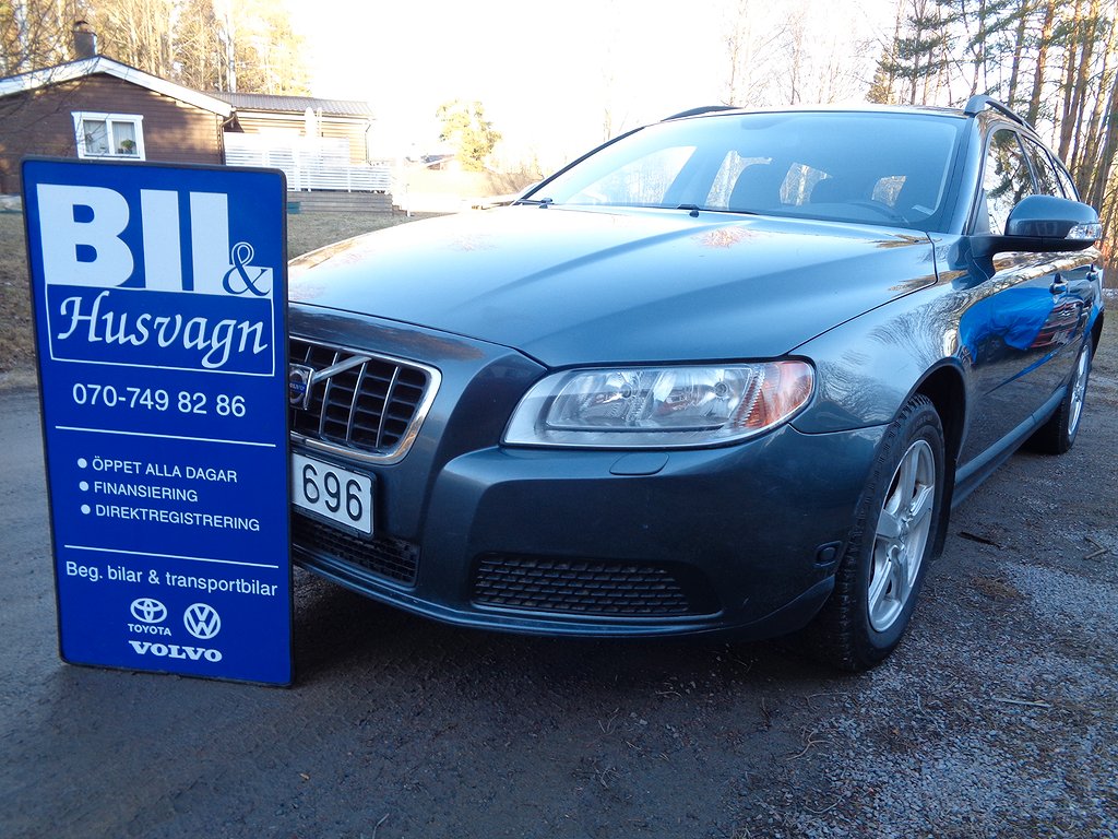 Volvo V70 2.0 ÅRSSK. 1.405:-/FULLSERVAD/14800 MIL/EV. INBYTE