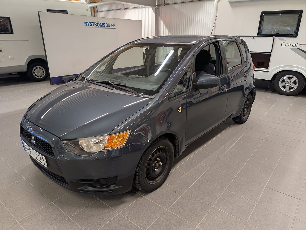 Mitsubishi Colt 5-dörrar 1.3 Vinterhjul ingår