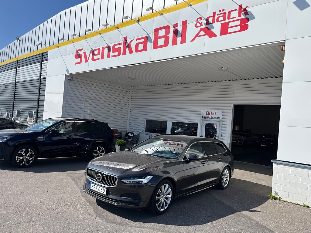 Volvo V90 B4 AUT Momentum Advan.Edit (drag+värmare) 2.99% Ränta